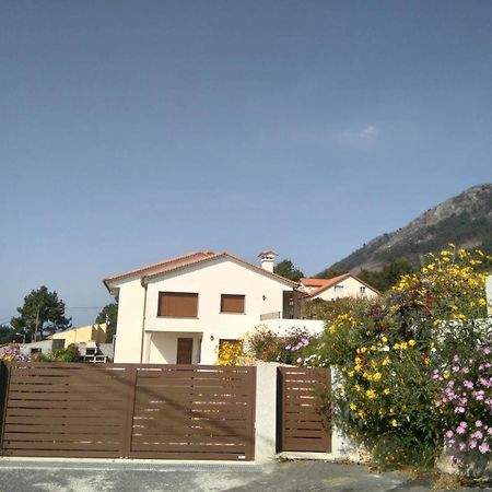 Rooms Peregrinos A Casa Alicia Rosal ภายนอก รูปภาพ