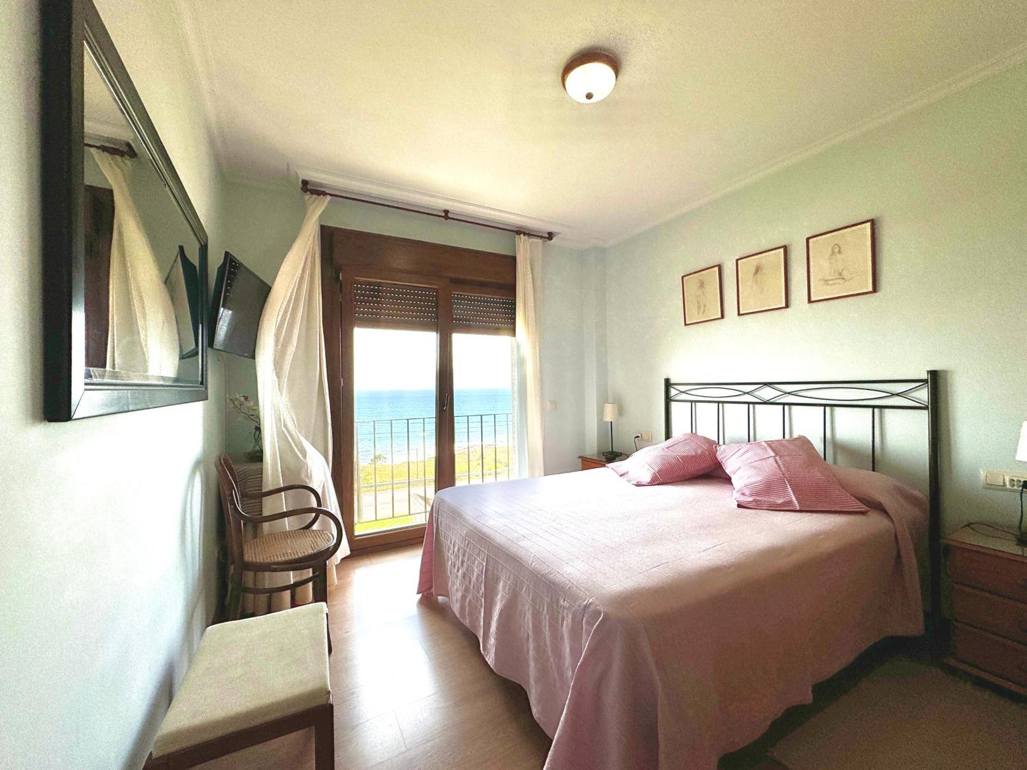 Rooms Peregrinos A Casa Alicia Rosal ภายนอก รูปภาพ
