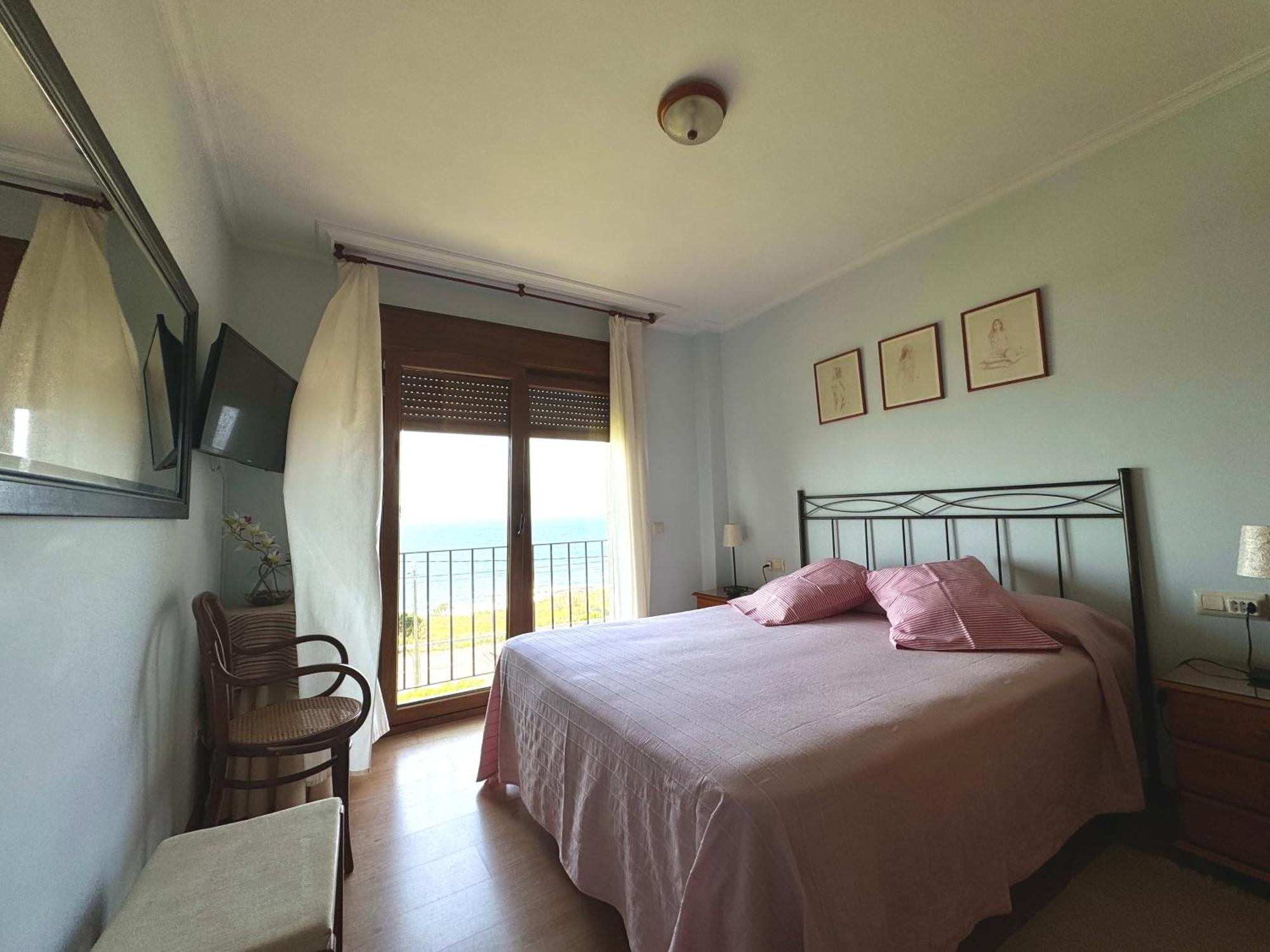 Rooms Peregrinos A Casa Alicia Rosal ภายนอก รูปภาพ