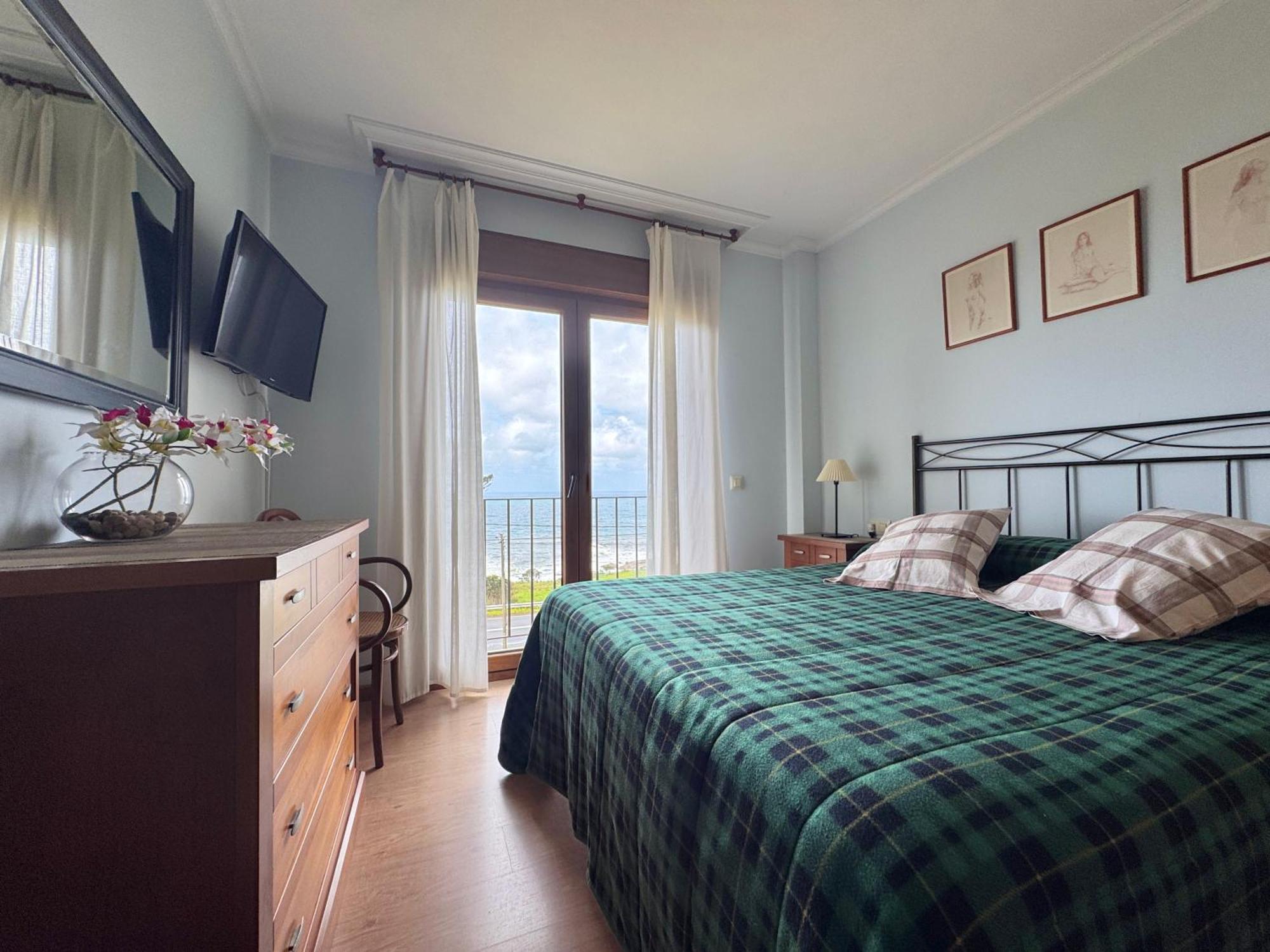 Rooms Peregrinos A Casa Alicia Rosal ภายนอก รูปภาพ